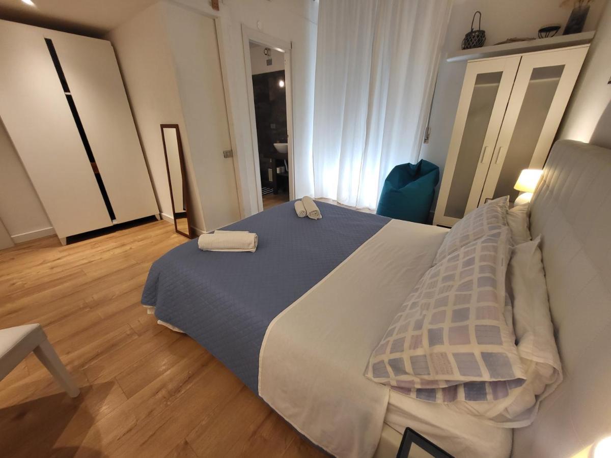 Living Cagliari Marina Bed and Breakfast Exterior foto